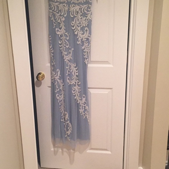 Light blue beaded full-length dress - Picture 3 of 7